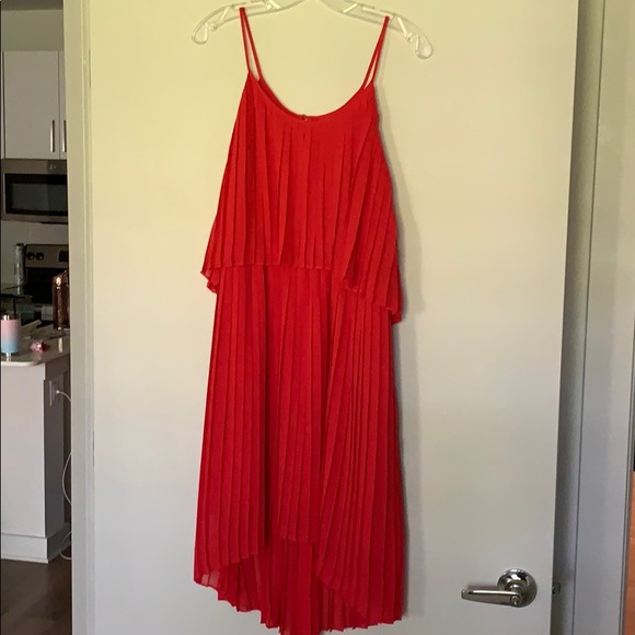 Express Dress - Picture 1 of 5